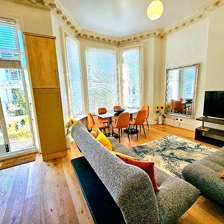 Charming Home With Private Balcony, On 1St Floor, With 2 Bathrooms, 3 Min Walk To Earl'S Court Station Londyn Zewnętrze zdjęcie